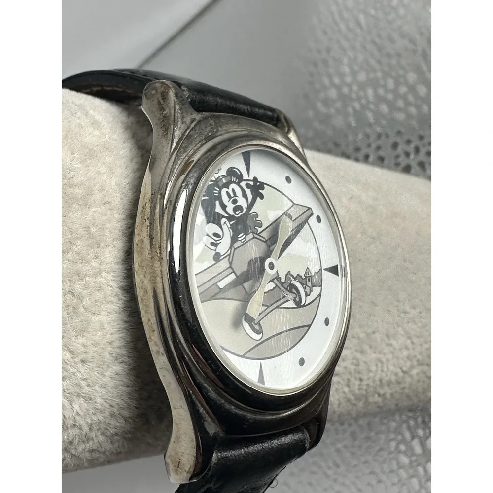 Mickey Classic Adventures Watch New Battery Crazy Airplane 35MM 8